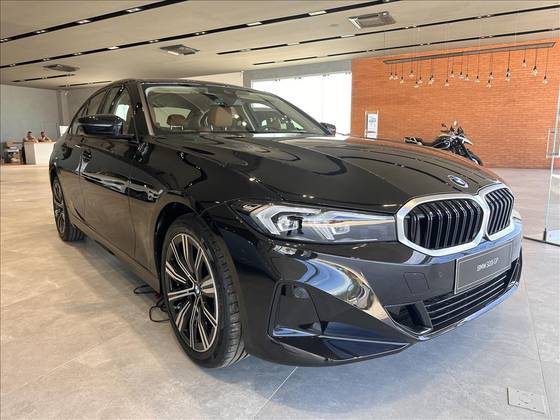 BMW 320i 2.0 16V TURBO FLEX GP AUTOMÁTICO BMW 320i 2.0 16V TURBO FLEX GP AUTOMÁTICO